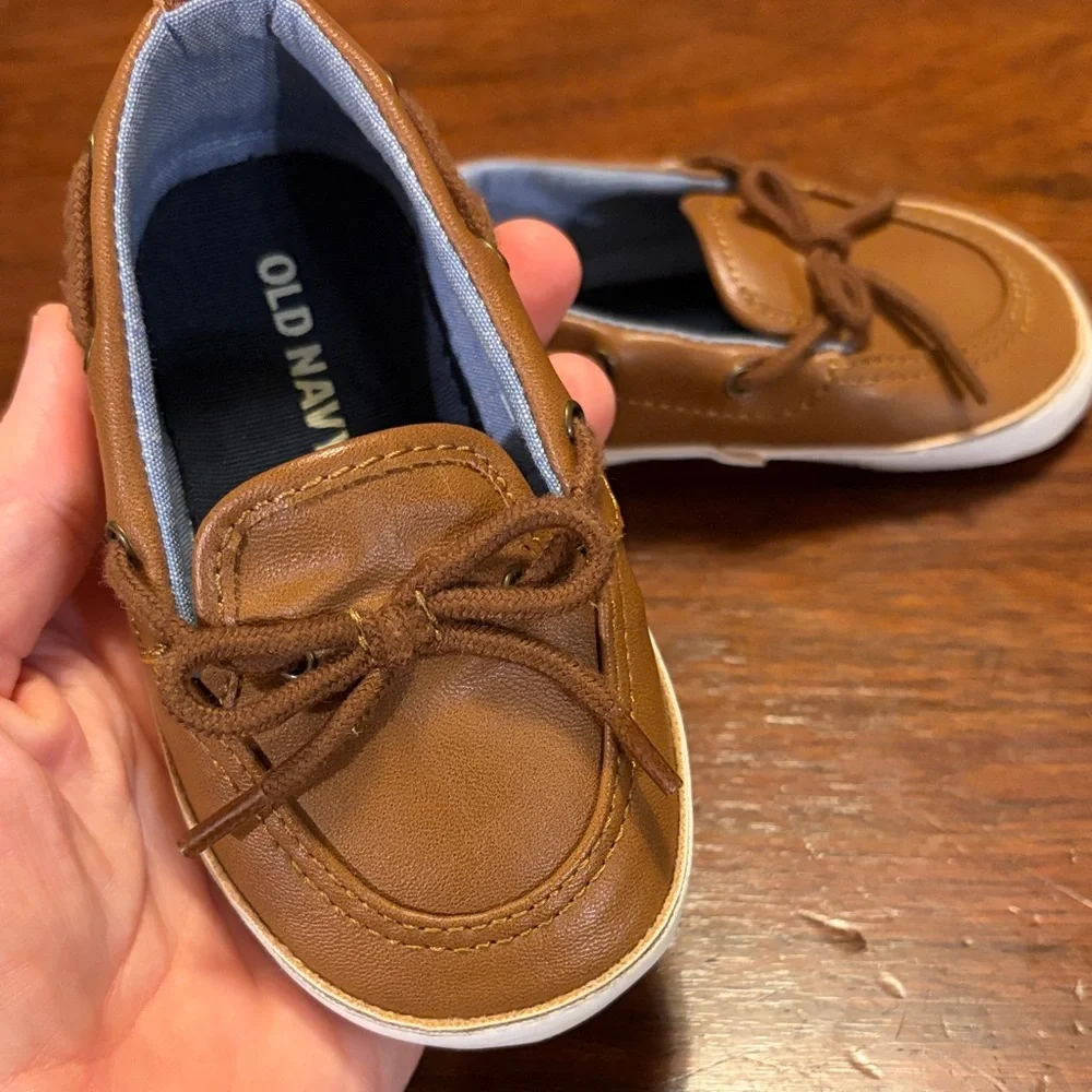 Old Navy Tan Kids Moccasins